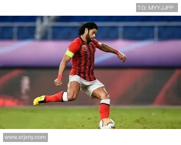 上海足球队在洲际杯积分榜上以62分稳居第一名，表现抢眼