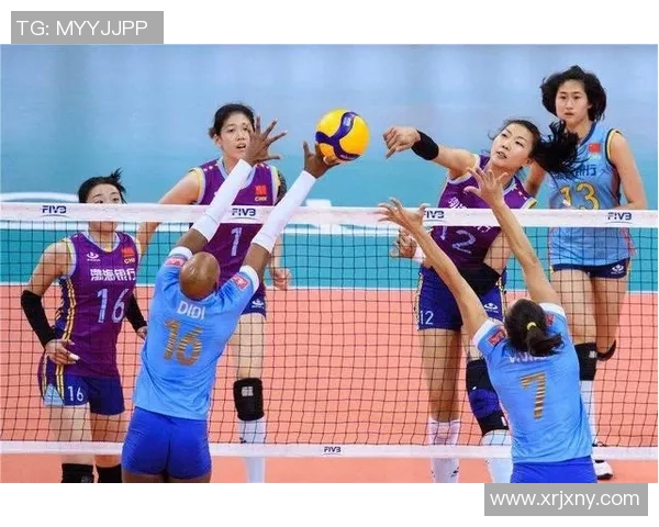 南京排球队在精英赛中的力量展现与战术分析 南京排球队在精英赛中的力量展现与战术分析