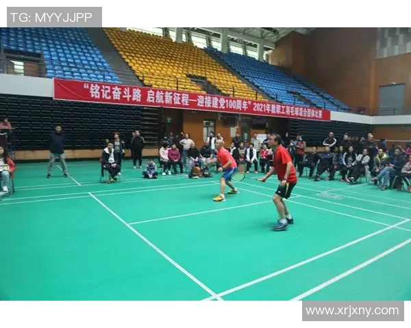 西安羽毛球队在大师赛中的默契配合与战术分析 西安羽毛球队在大师赛中的默契配合与战术分析